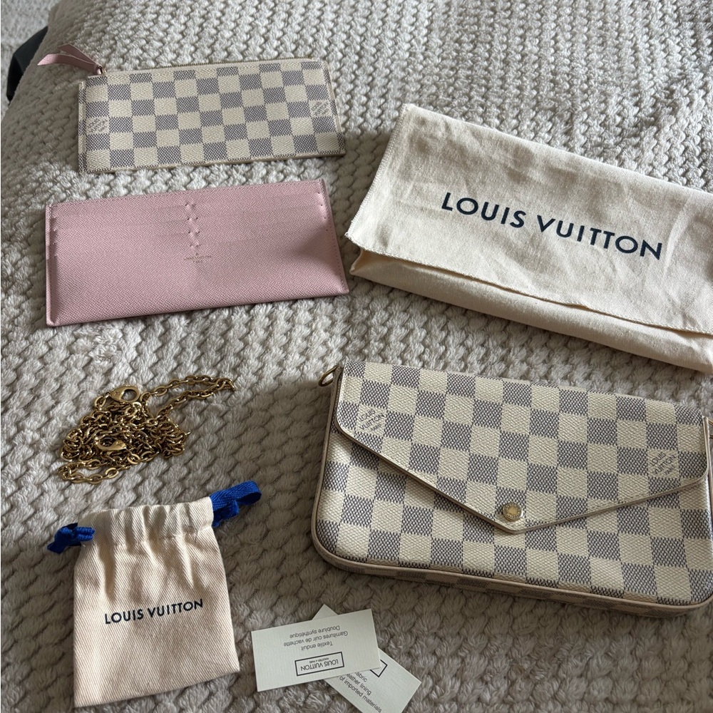 Louis Vuitton Checkered Beige and Pink Clutch Set